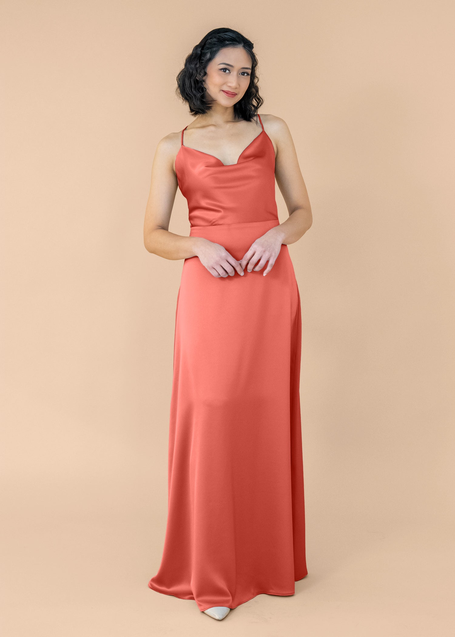 Cowl-Aline-Satin-NoSlit-Coral