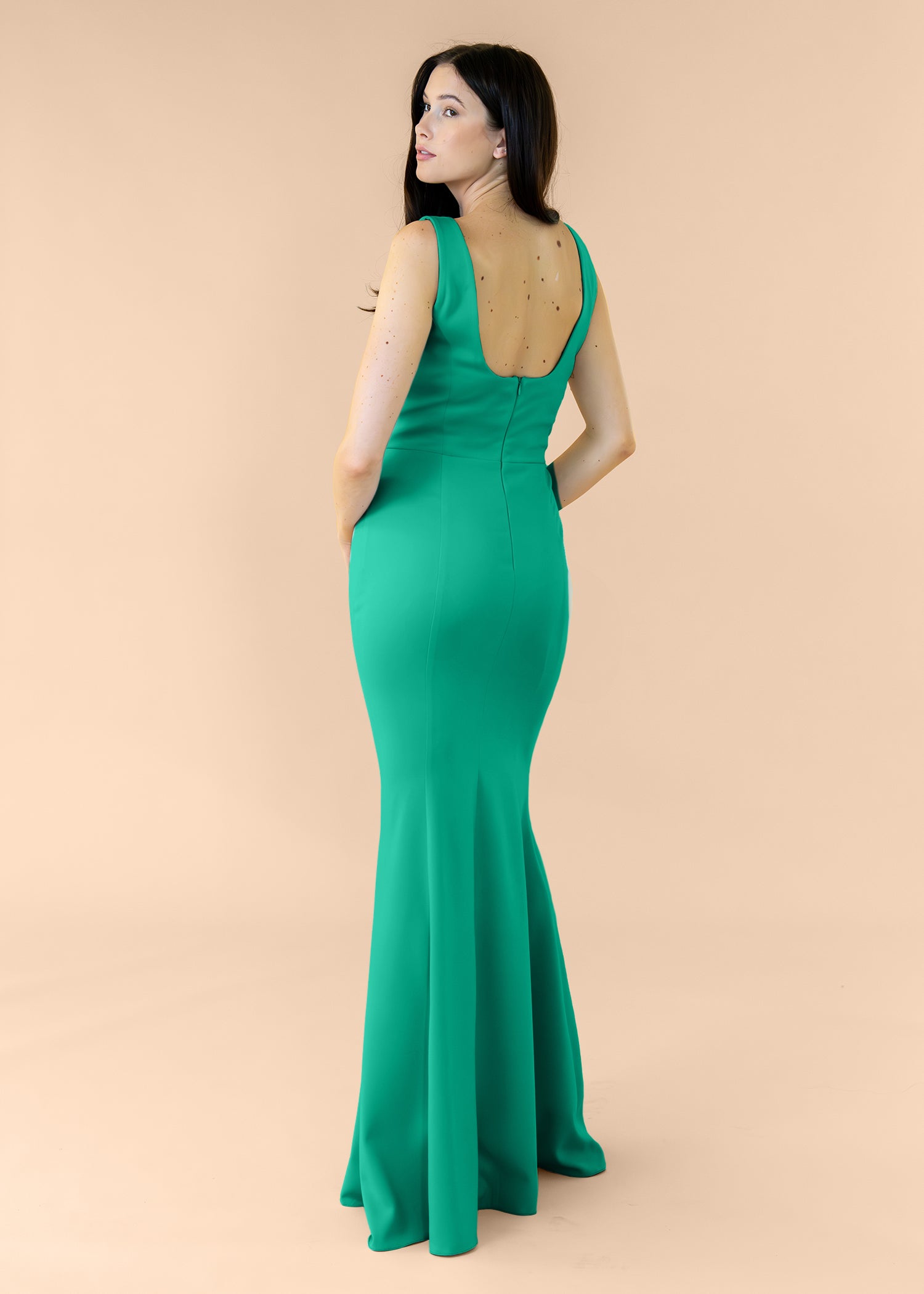 Vneck-Bell-Crepe-Emerald
