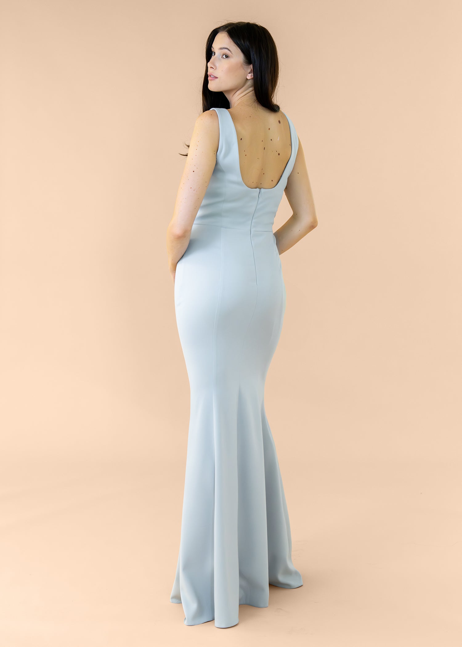 Vneck-Bell-Crepe-Silver